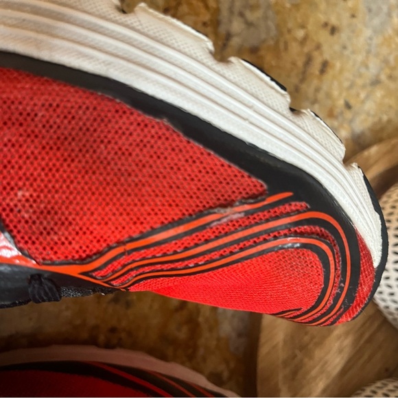 Brooks Asteria size 11.5 - Picture 8 of 11